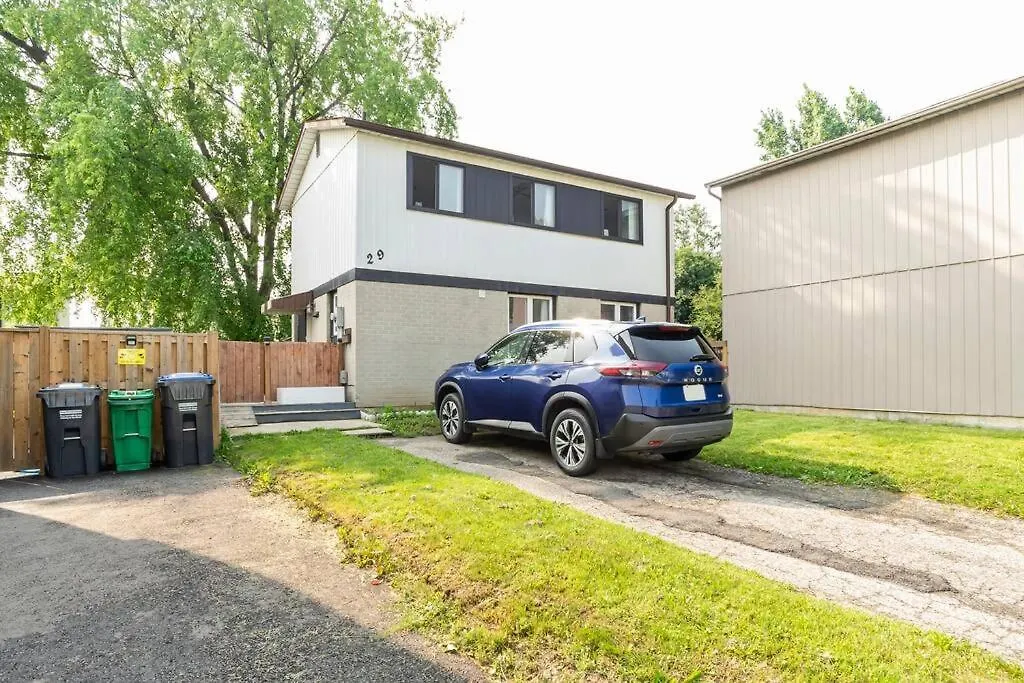 Apartment Mordern 3 Bedrooms Home In Brampton Kanada